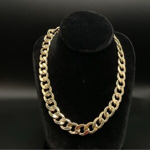 Elegant Gold Chain Necklace